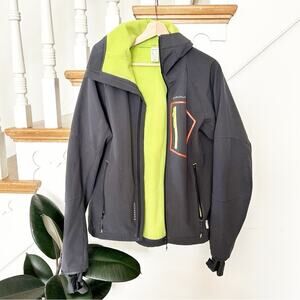 Quechua Gray and Green Jacket  windbreaker size USA small